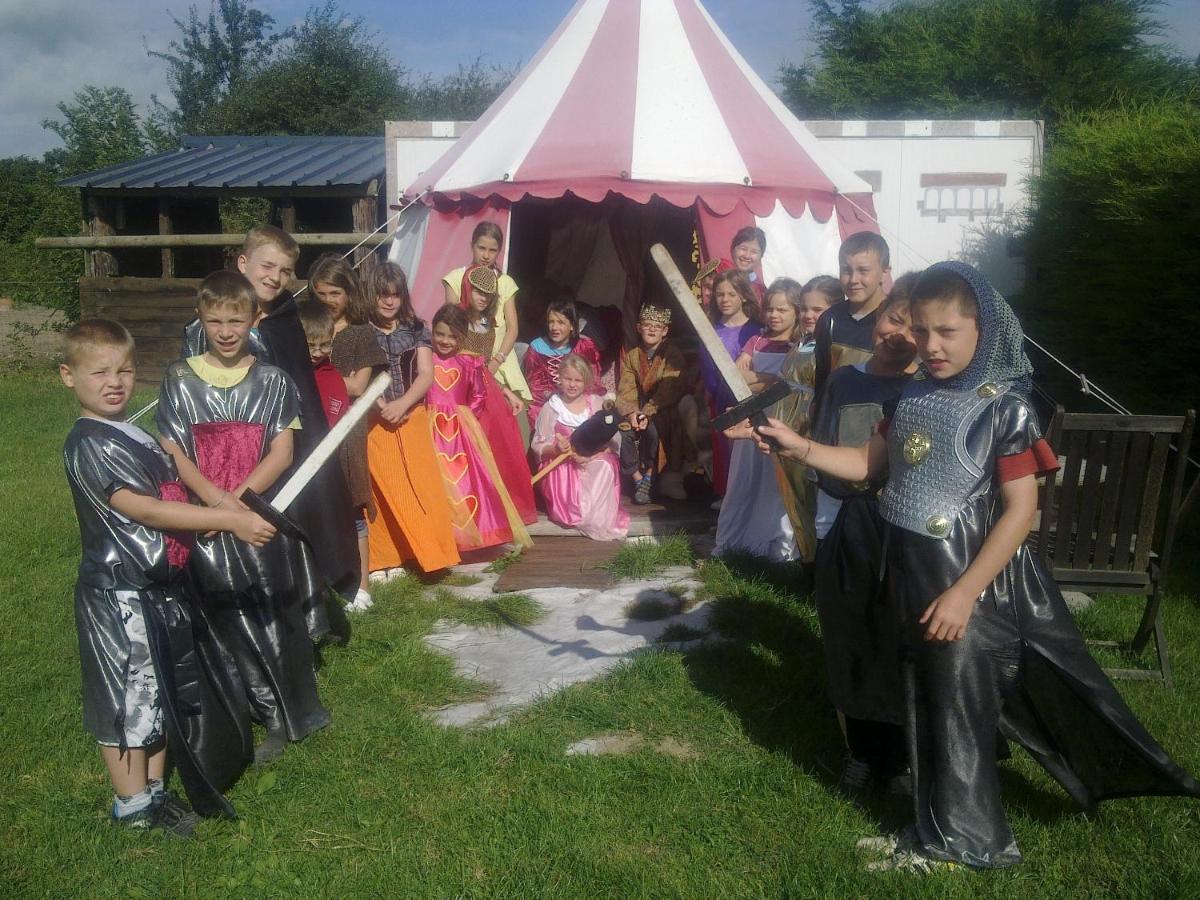 Ecuries Leseigneur - Camping Insolites Bolleville  Екстер'єр фото