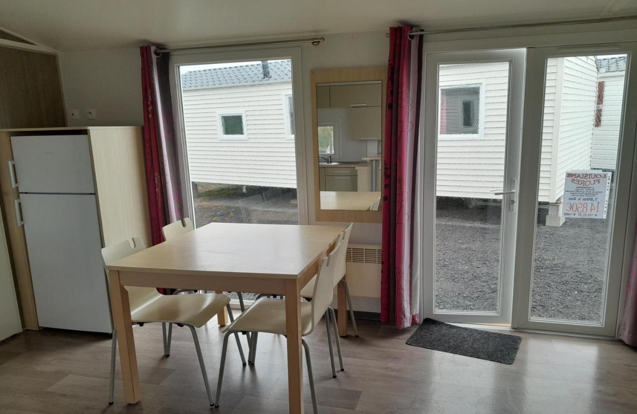 Ecuries Leseigneur - Camping Insolites Bolleville  Екстер'єр фото